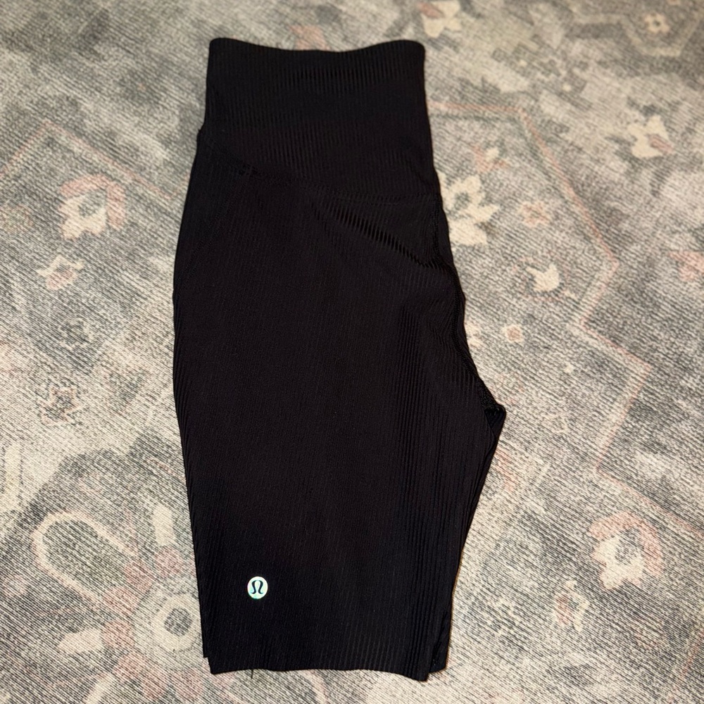 Lululemon Black Biker Shorts - Picture 3 of 3